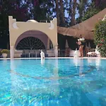 Villa Riadana